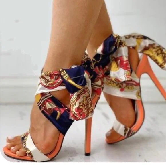 Handbag Skinny Scarf Set • 3/$20 - Picture 6 of 9